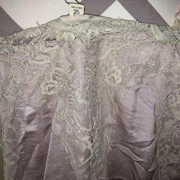 Ladies Listicle Bradshaw lace blush cami large nwt - Picture 7 of 9